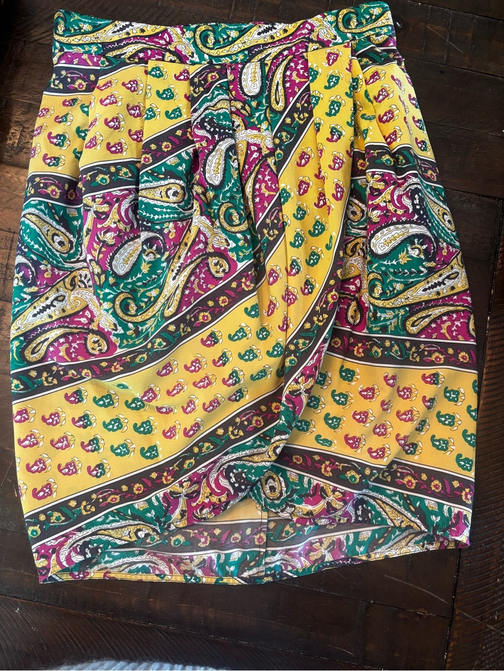 BCBG Max Azria Michaela Paisley Skirt XS Colorful Boho Wrap Style Scarf Print